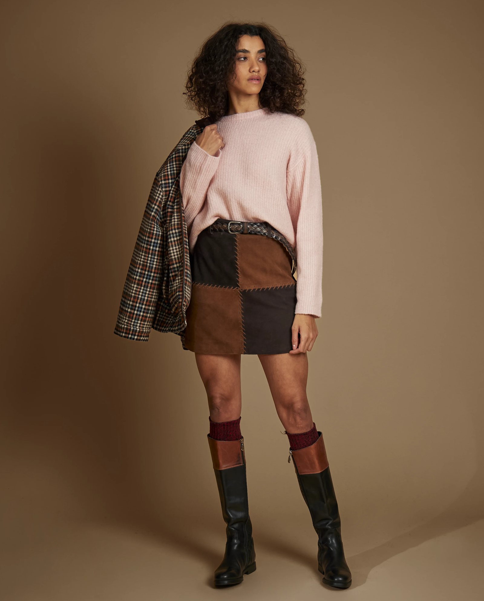 Różowy sweter z rozszerzanymi rękawami - Image #4