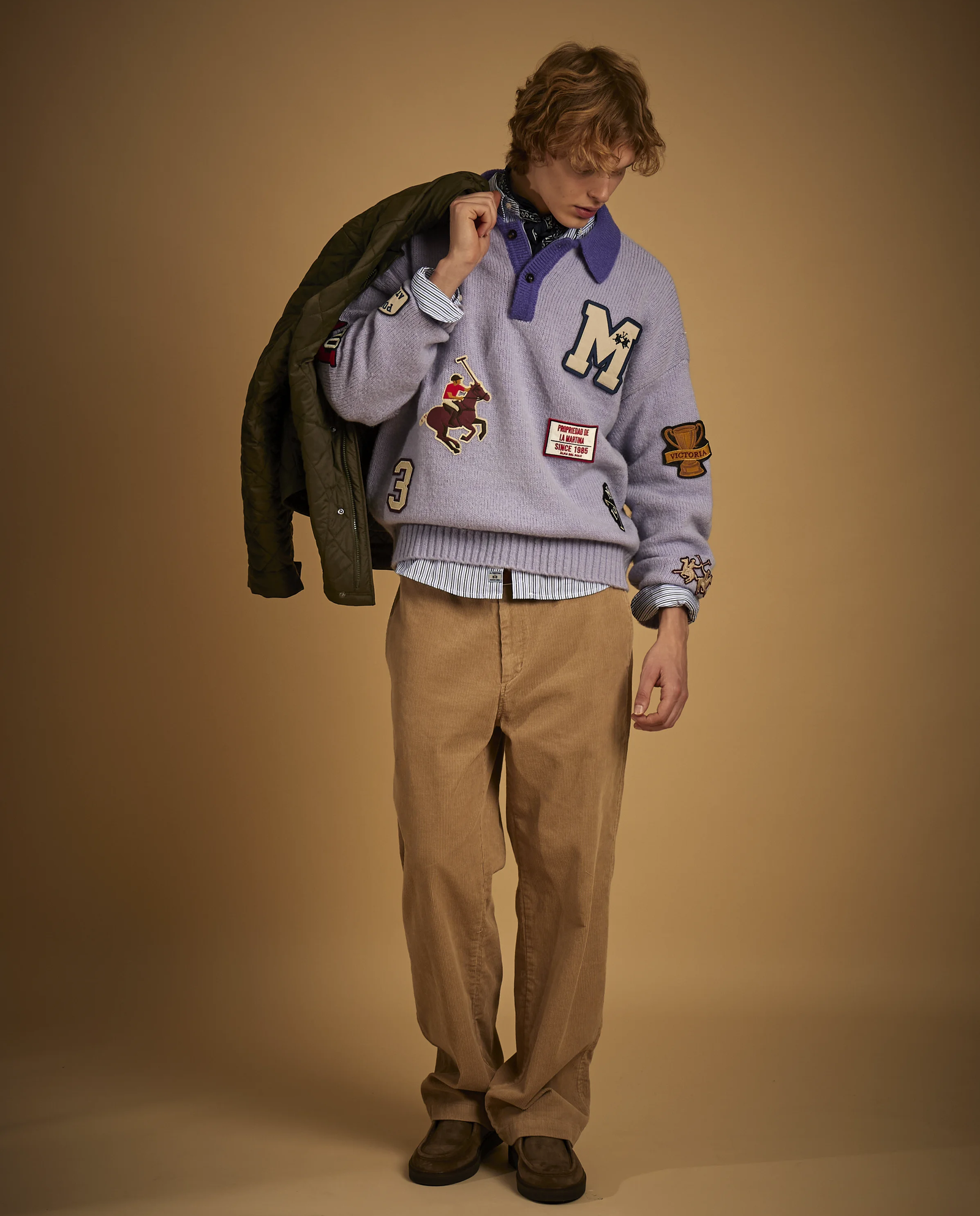 Fioletowy sweter polo z naszywkami - Image #4