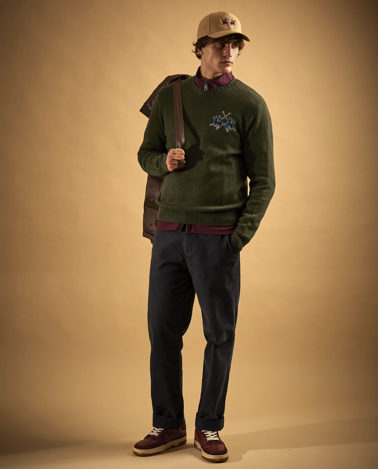 Oliwkowy sweter z haftowanym logo - Image #4