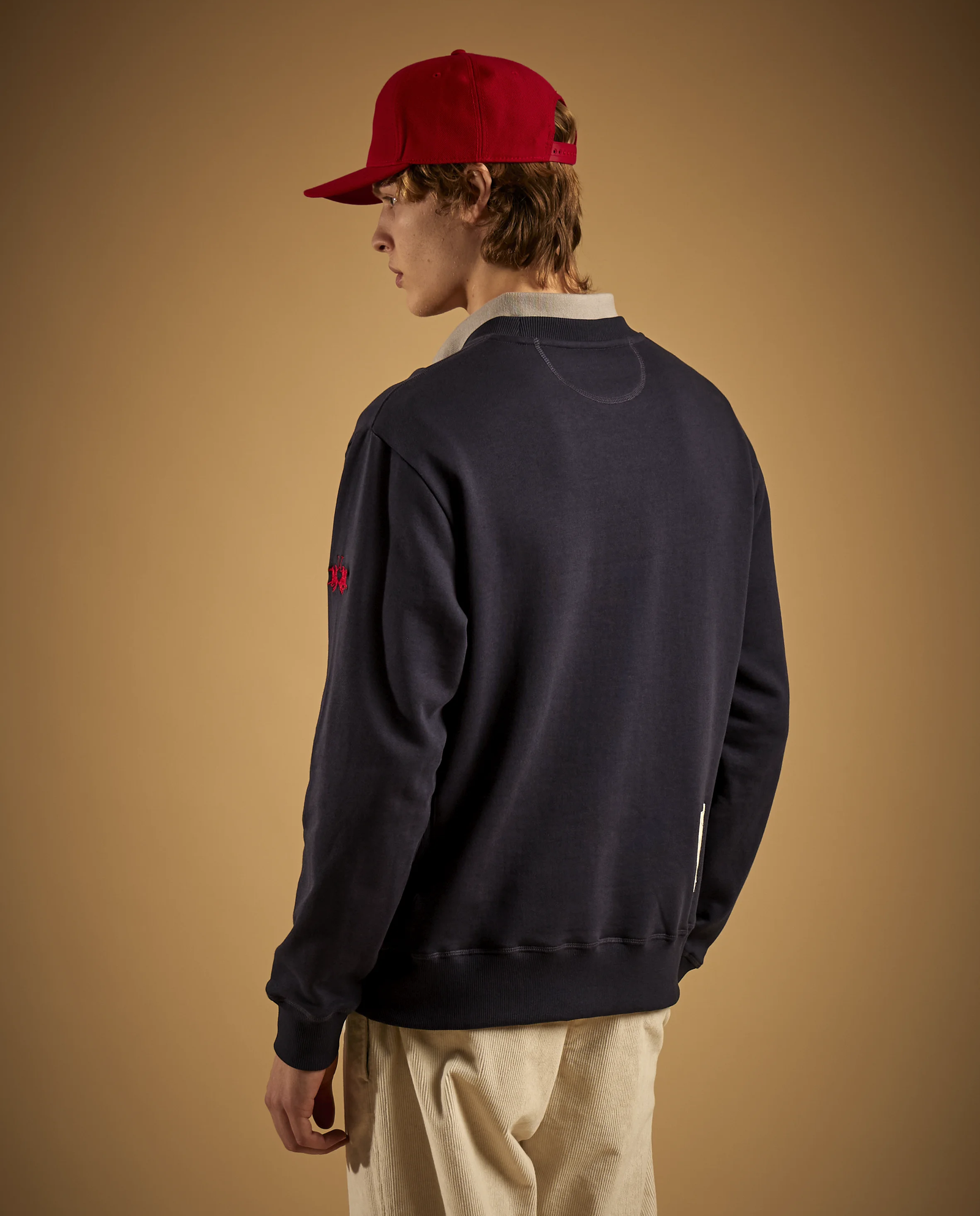 Granatowa bluza z haftowaniem - Image #3