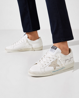 Białe skórzane sneakersy Super Star - Image #1