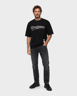 Czarny t-shirt z haftowanym logo - Image #2