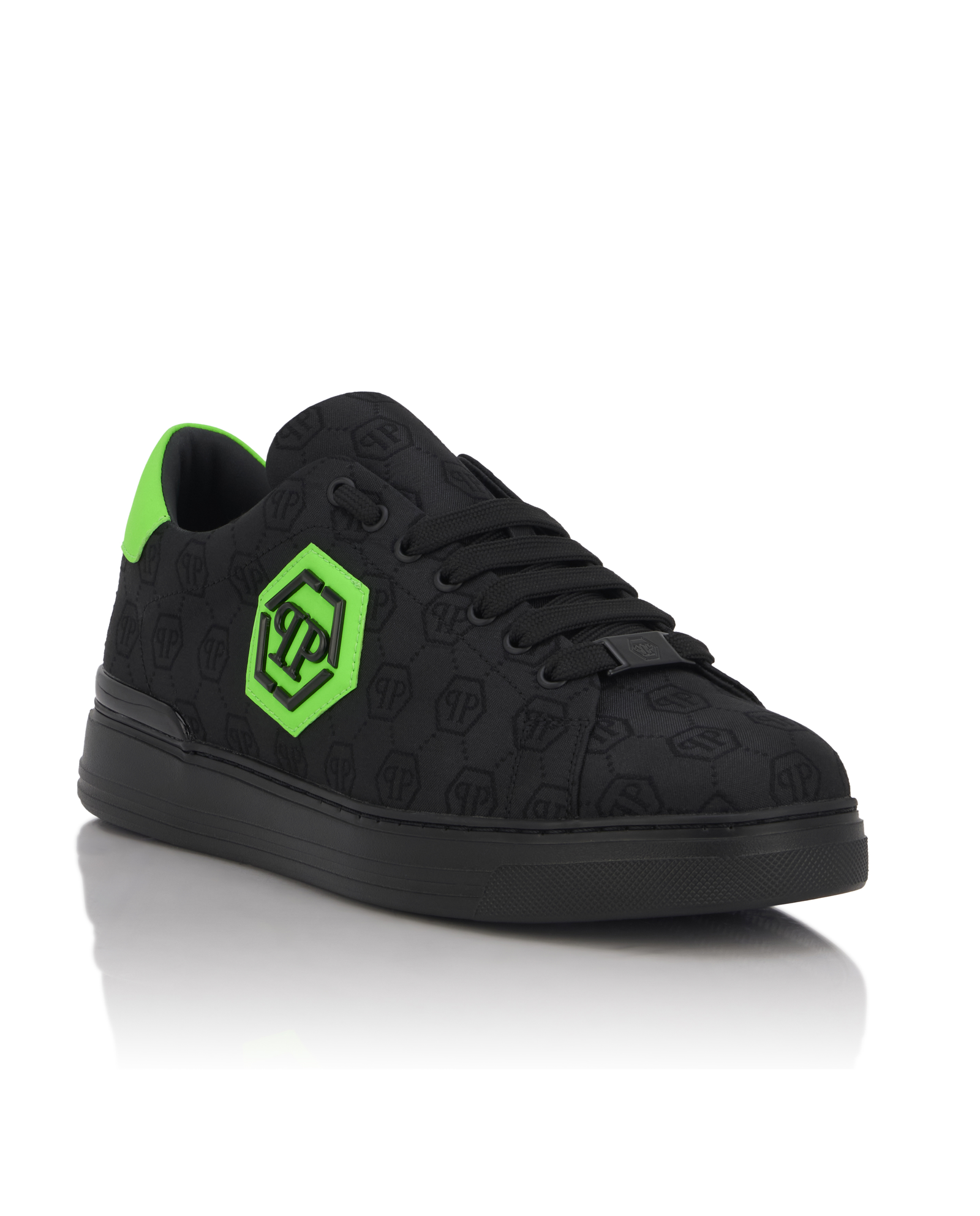 Czarne sneakersy z monogramem - Image #1