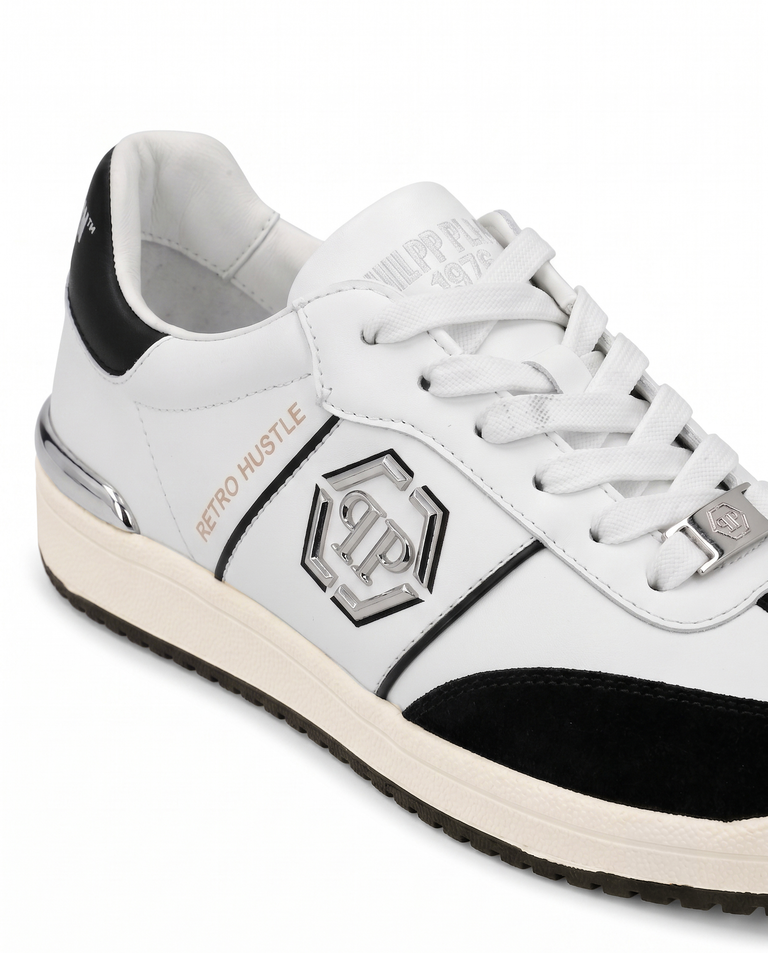 Biało-czarne sneakersy Retro Hustle Bicolor - Image #4