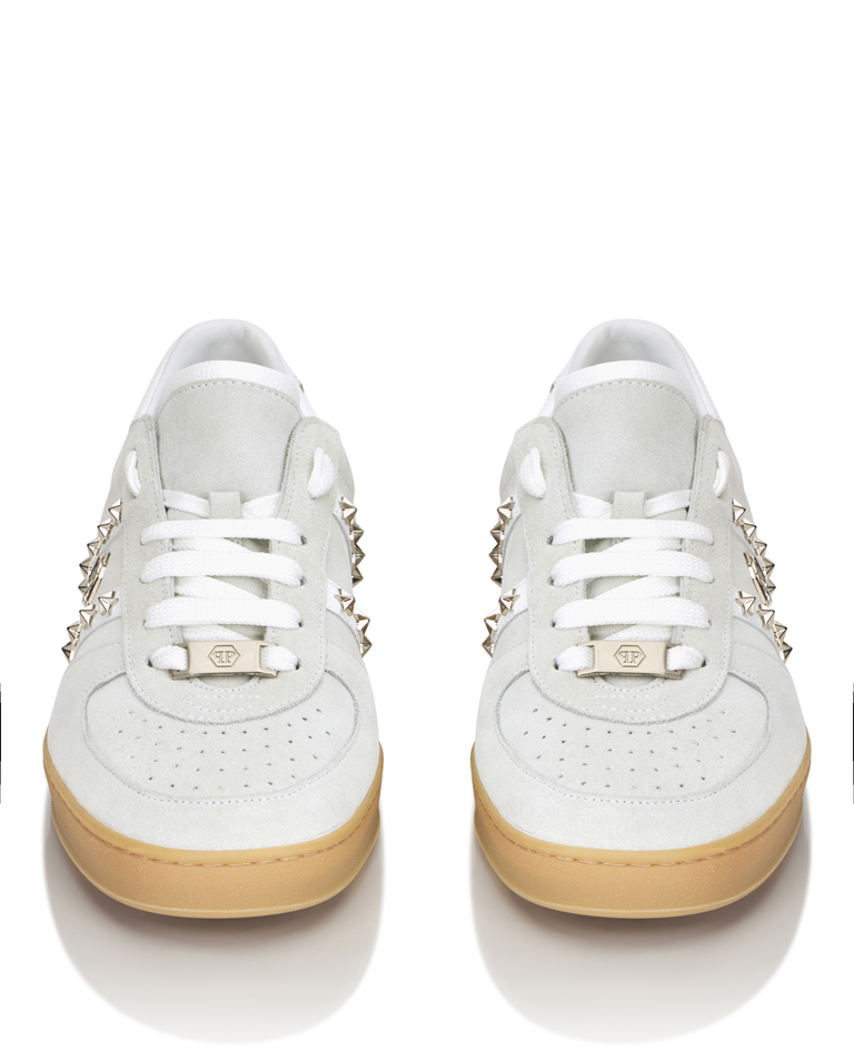 Białe zamszowe sneakersy Retro Label - Image #4