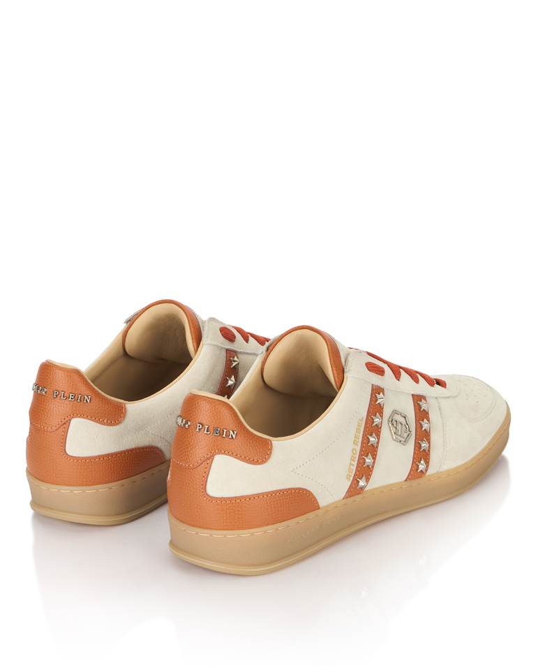 Beżowe zamszowe sneakersy Retro Label - Image #3