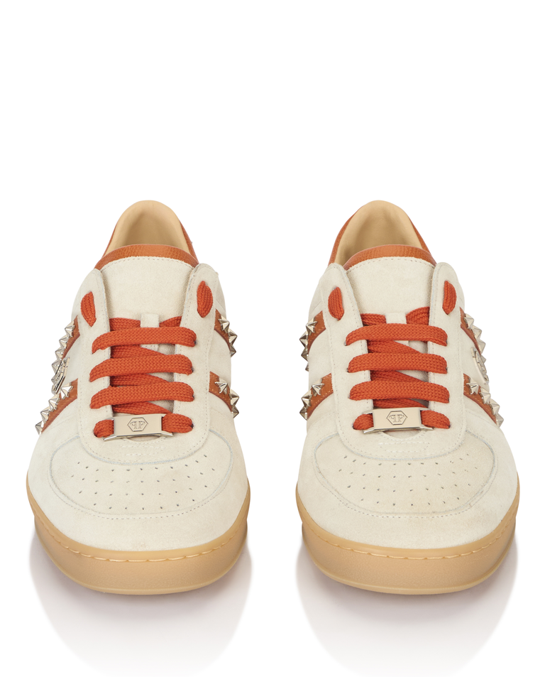 Beżowe zamszowe sneakersy Retro Label - Image #4