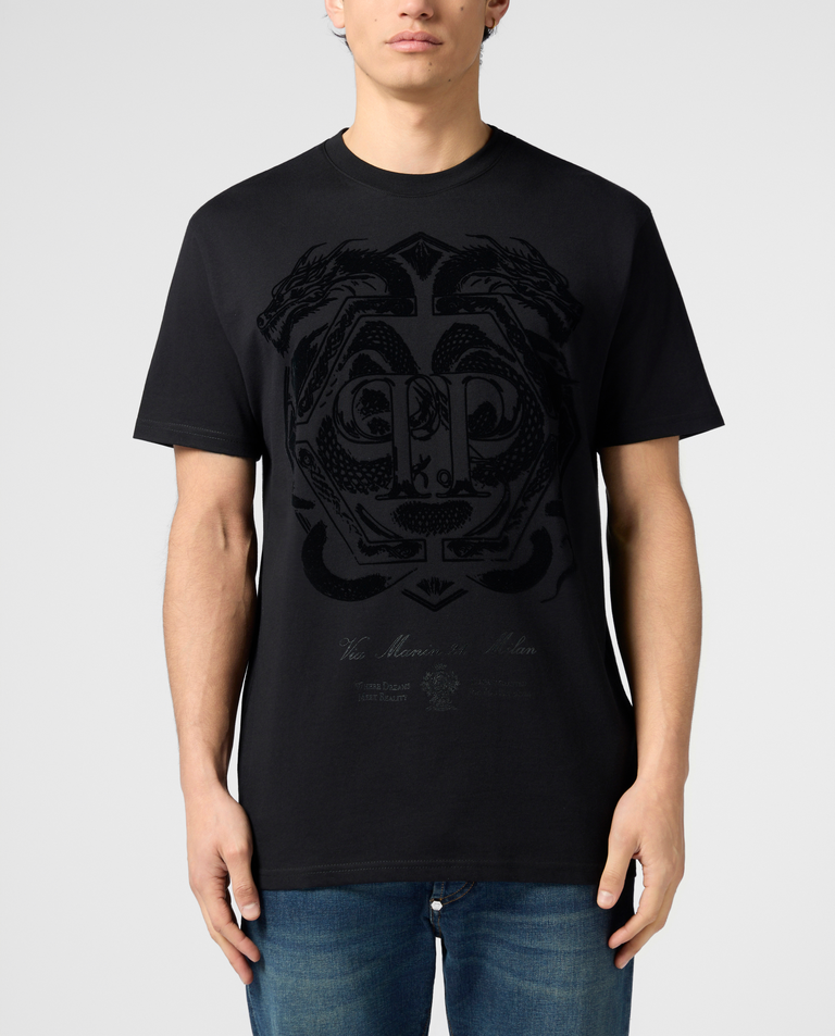 Czarny t-shirt z motywem smoka
