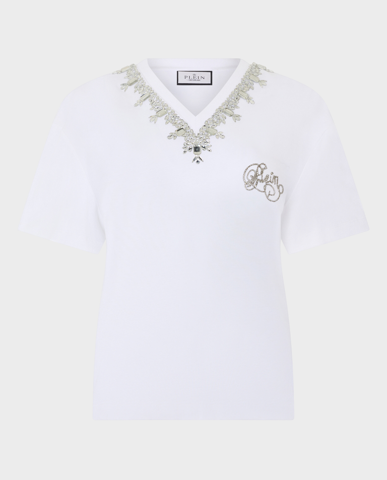 Biały t-shirt ozdobiony kryształkami