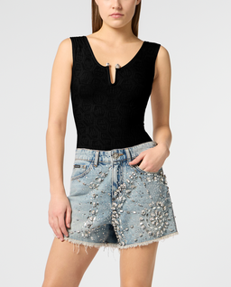 Czarny top z monogramem - Image #1