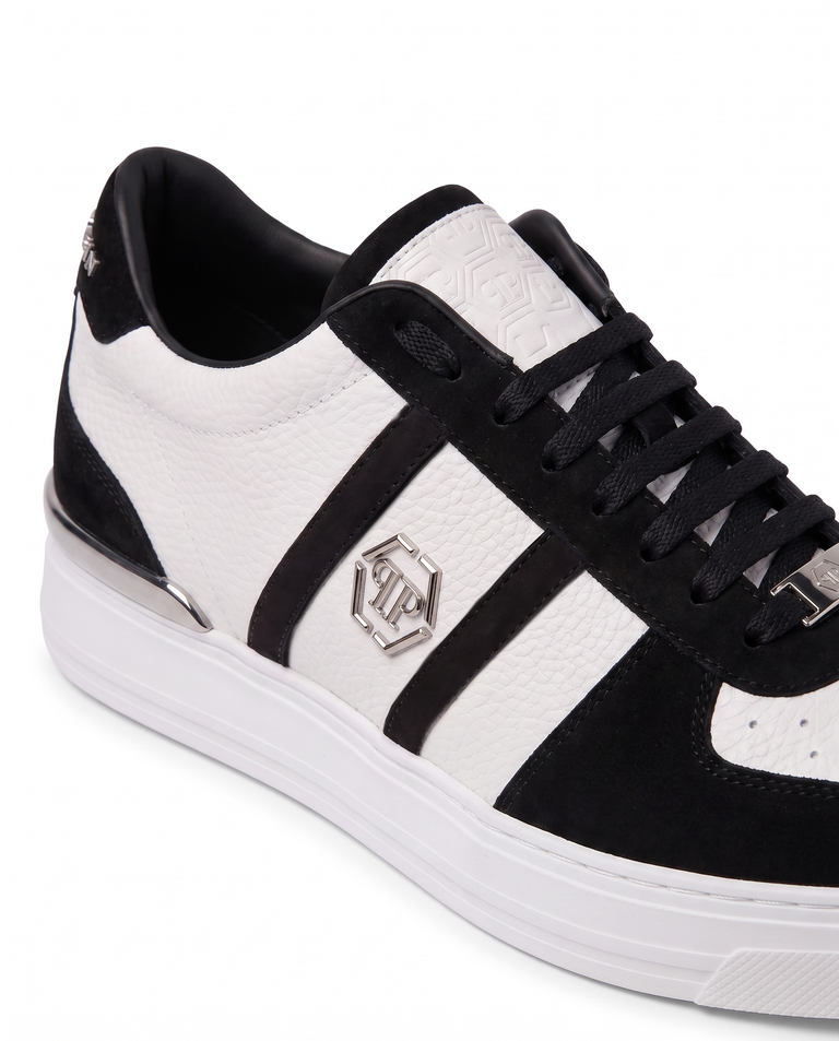 Biało-czarne sneakersy ze skóry Low-Top - Image #2
