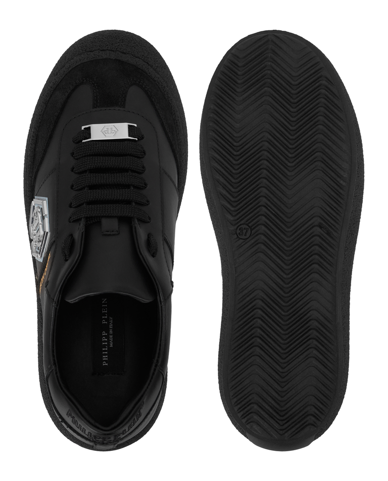 Czarne sneakersy Retro Hustle - Image #7
