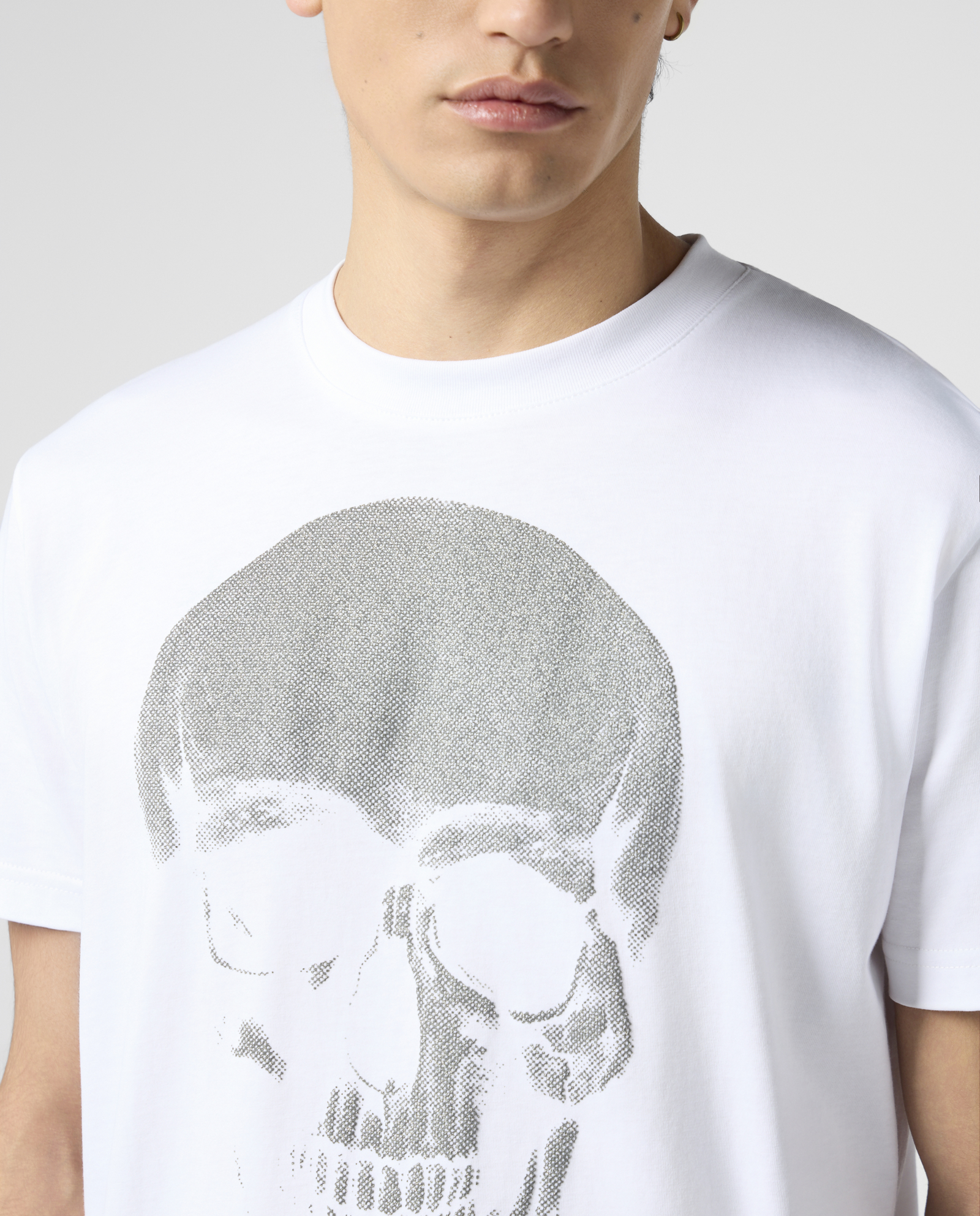 Biały t-shirt z motywem czaszki - Image #4