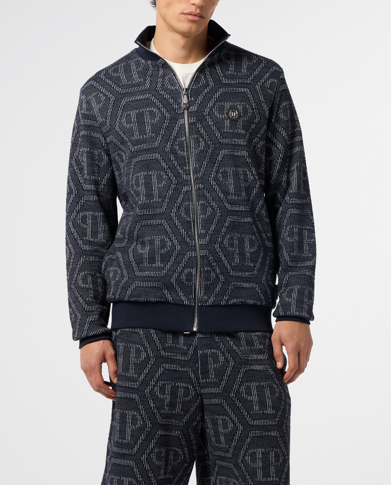 Granatowa żakardowa bluza z monogramem - Image #1