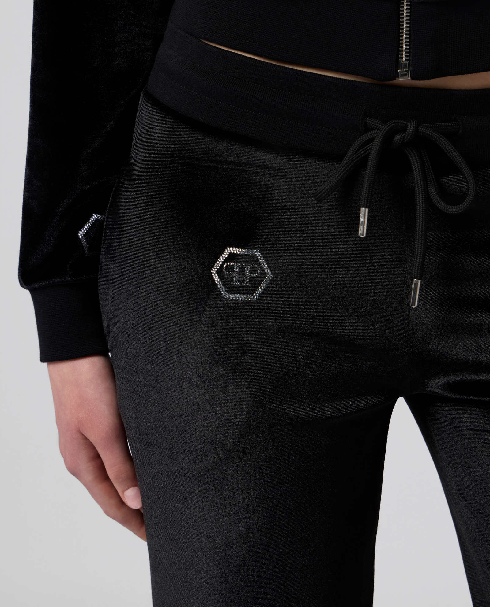 Czarne spodnie dresowe z monogramem Strass - Image #4