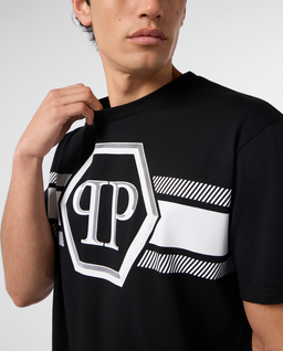 Czarny t-shirt z kontrastowym logo - Image #4