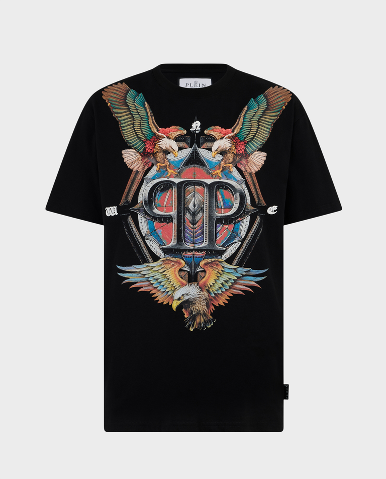 Czarny t-shirt z ozdobnym nadrukiem