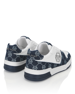 Sneakersy P-Force Denim Monogram - Image #5