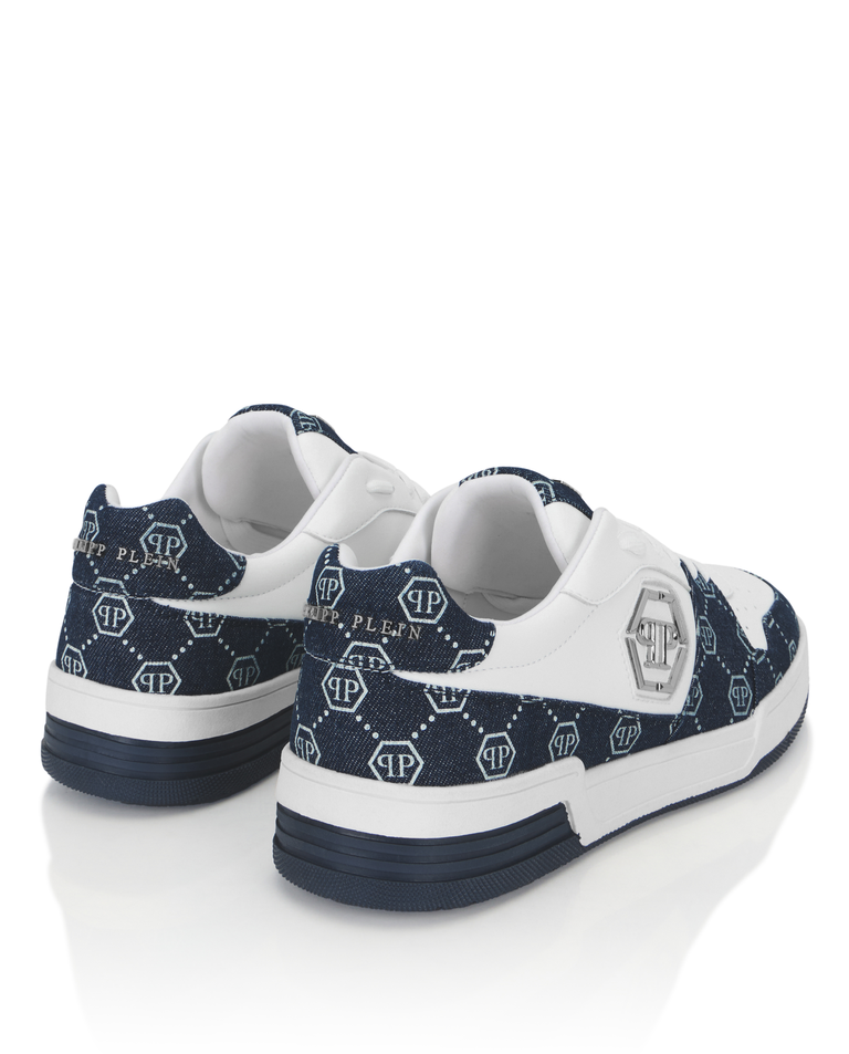 Sneakersy P-Force Denim Monogram - Image #5