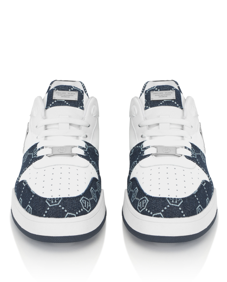 Sneakersy P-Force Denim Monogram - Image #7