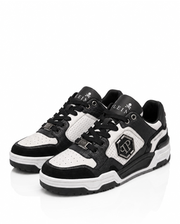 Biało-czarne sneakersy Predator V2 - Image #2