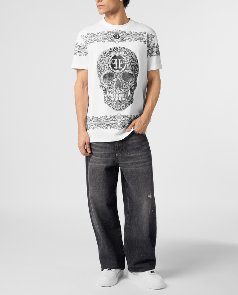 Biały t-shirt „Baroque Skull” - Image #2