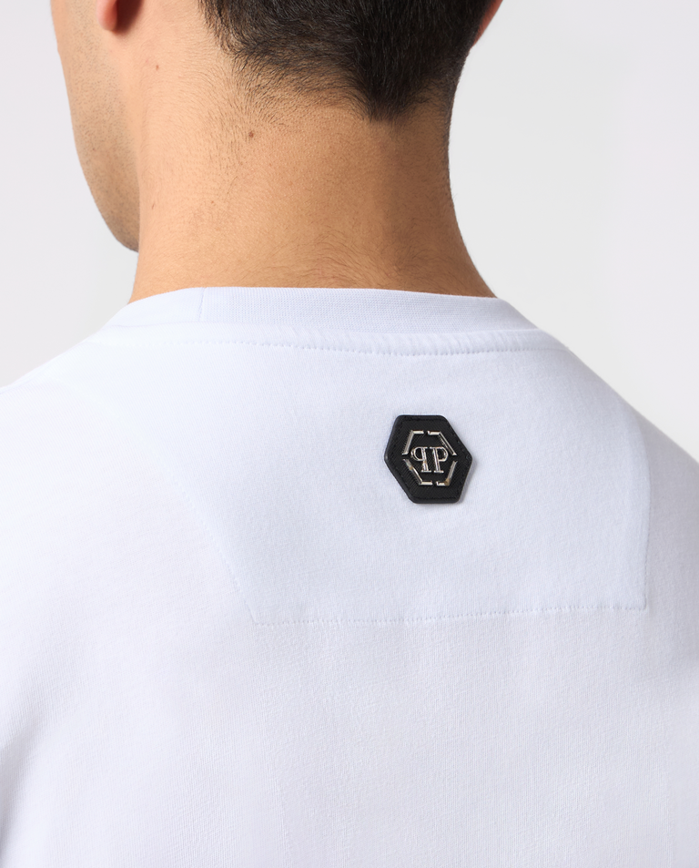 Biały t-shirt z monogramem - Image #4