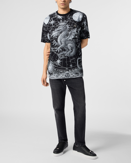 Czarny t-shirt z motywem Zodiac - Image #3