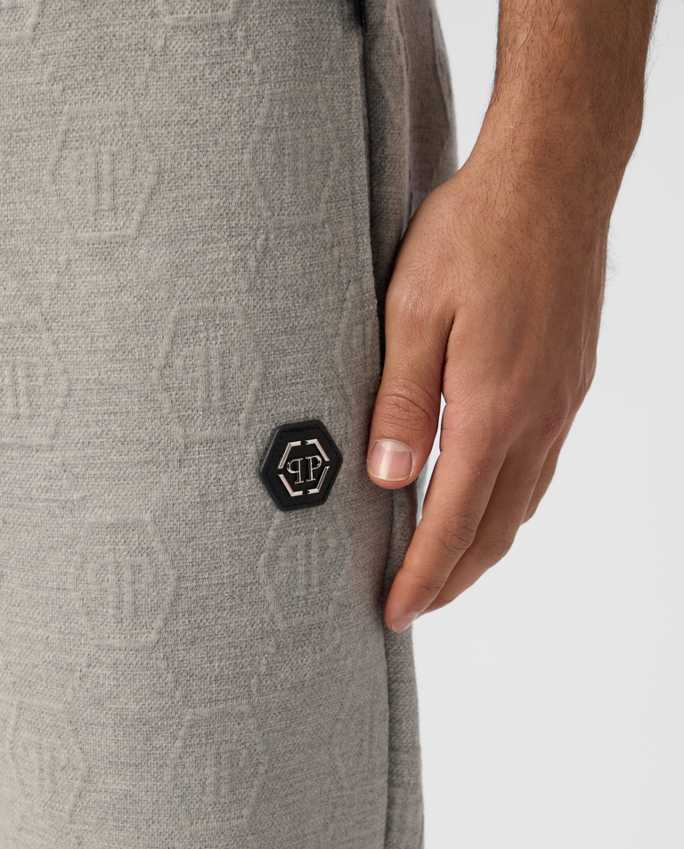 Szare spodnie z monogramem - Image #4