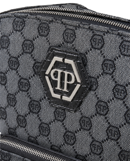 Czarna torba crossbody z monogramem - Image #4
