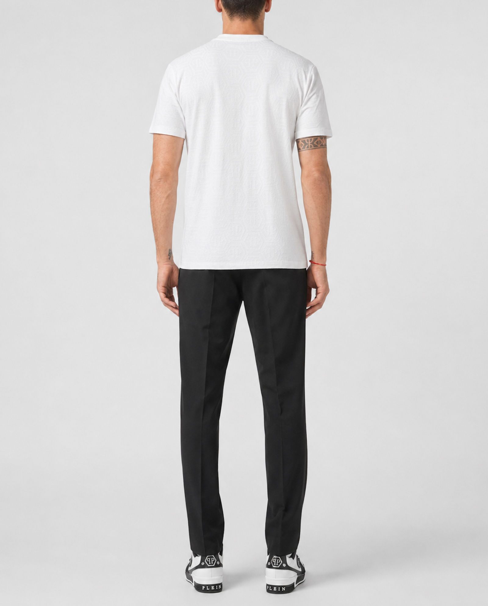 Biały T-shirt z monogramem - Image #2