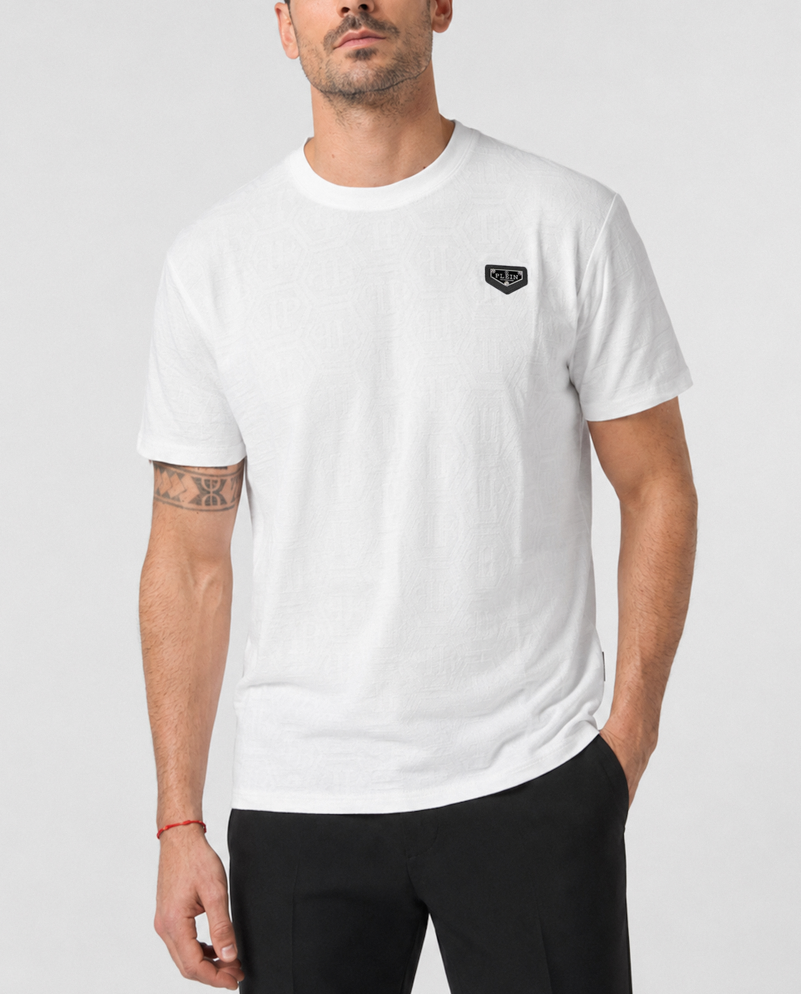 Biały T-shirt z monogramem - Image #1