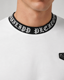 Biały t-shirt z logo - Image #4