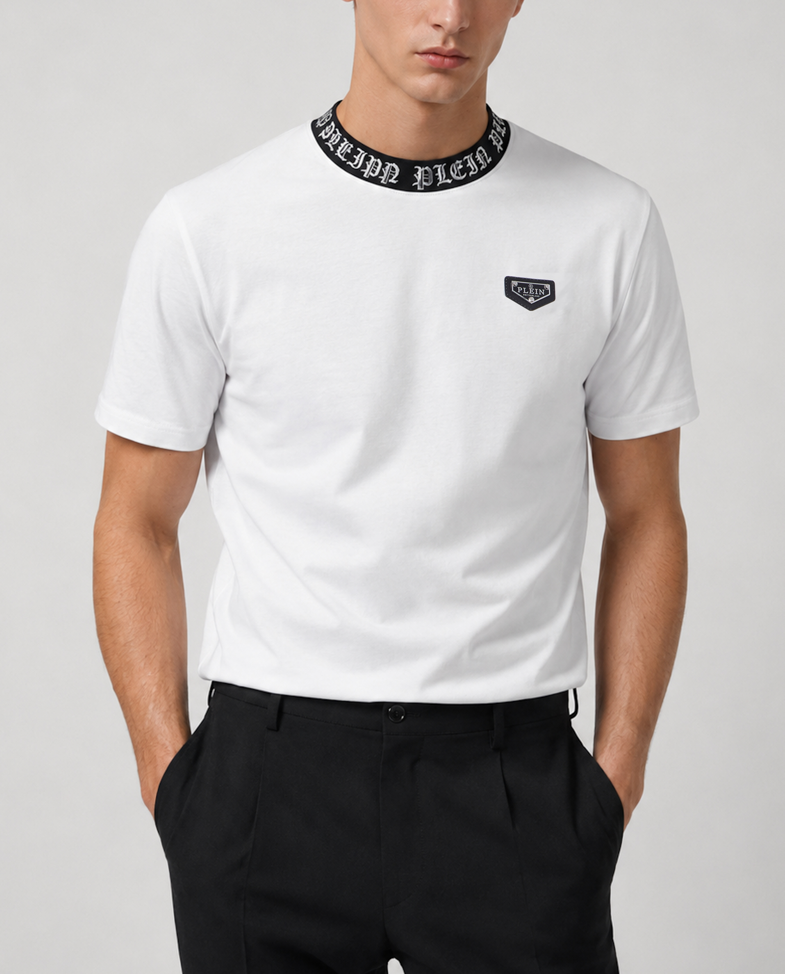 Biały t-shirt z logo - Image #1