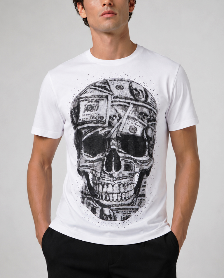 Biały t-shirt z motywem czaszki