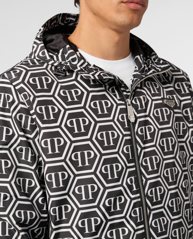 Kurtka z monogramem - Image #4