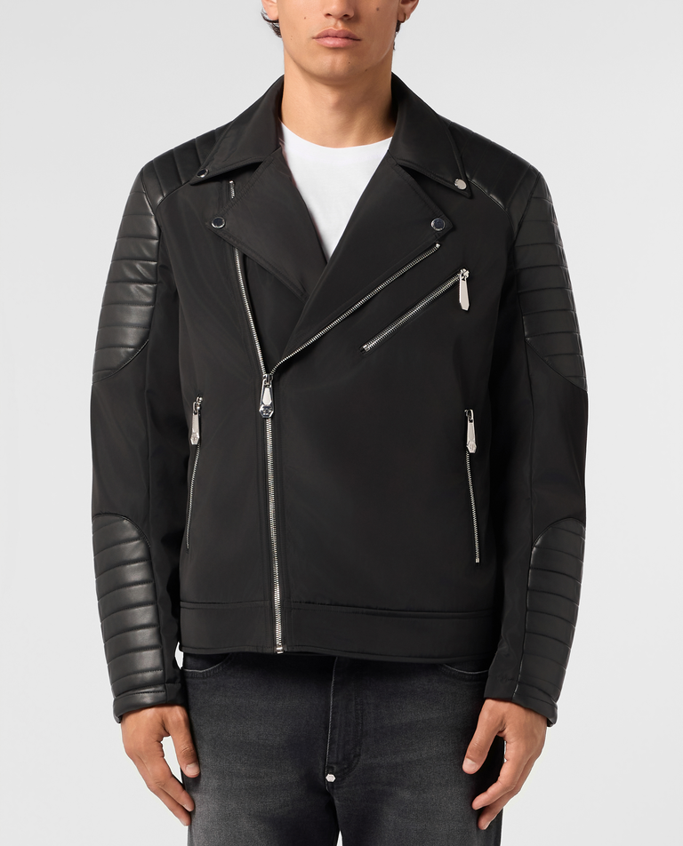Czarna kurtka biker