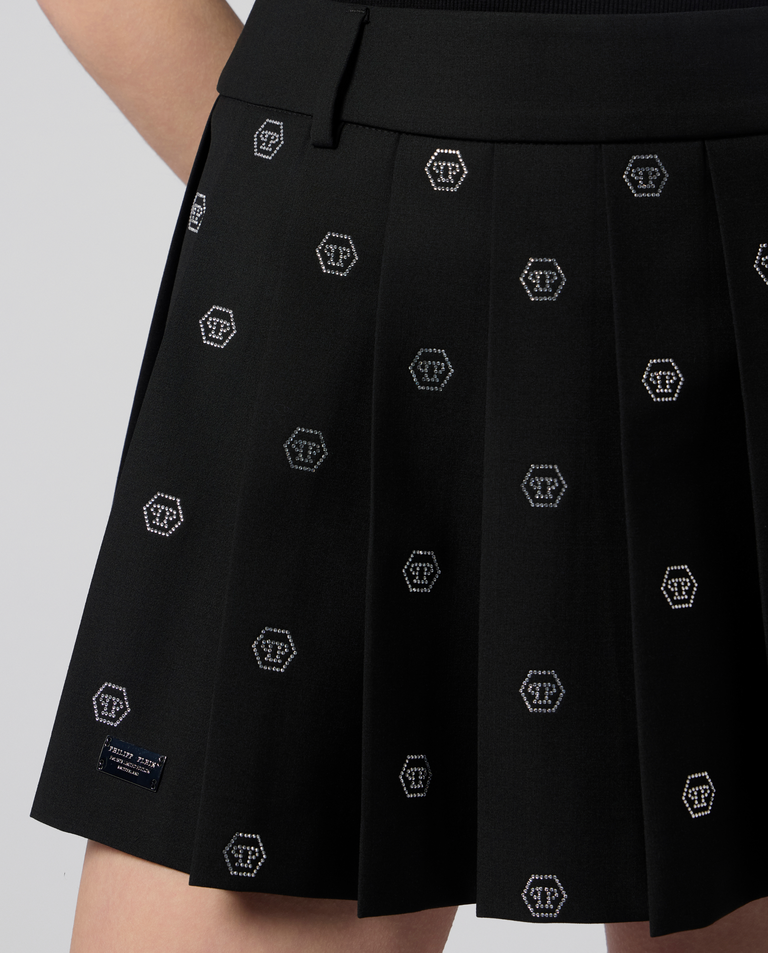 Czarna spódnica mini z monogramem - Image #4