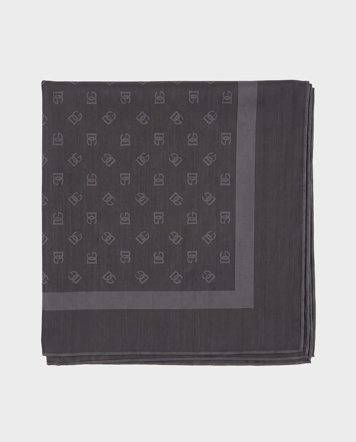 Szary szal z monogramem - Image #0