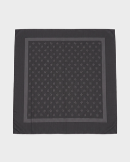 Szary szal z monogramem - Image #2