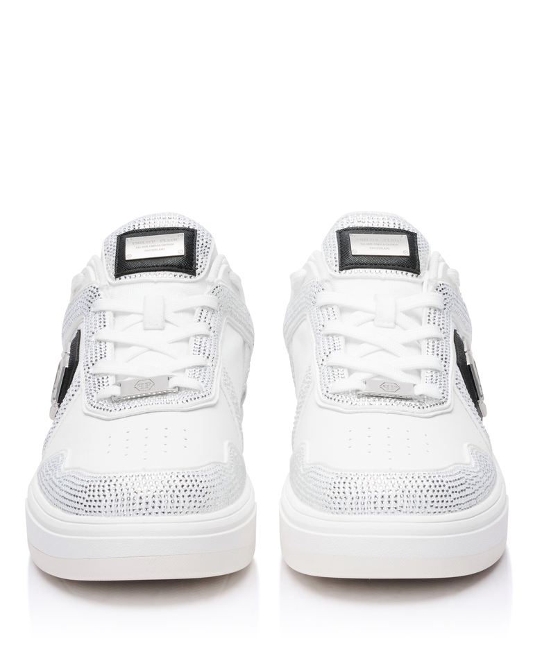 Białe sneakersy z kryształkami SK8R Strass - Image #3