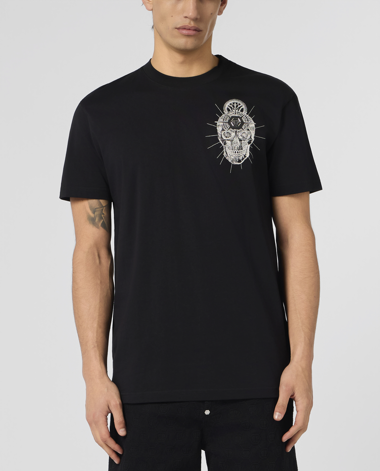 Czarny t-shirt z czaszką