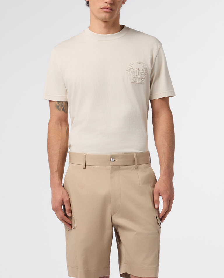 Beżowy t-shirt z logo