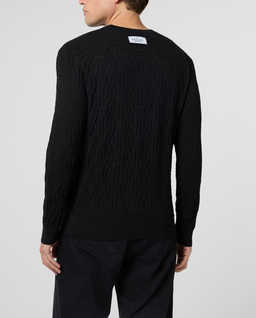 Czarny sweter z monogramem - Image #2