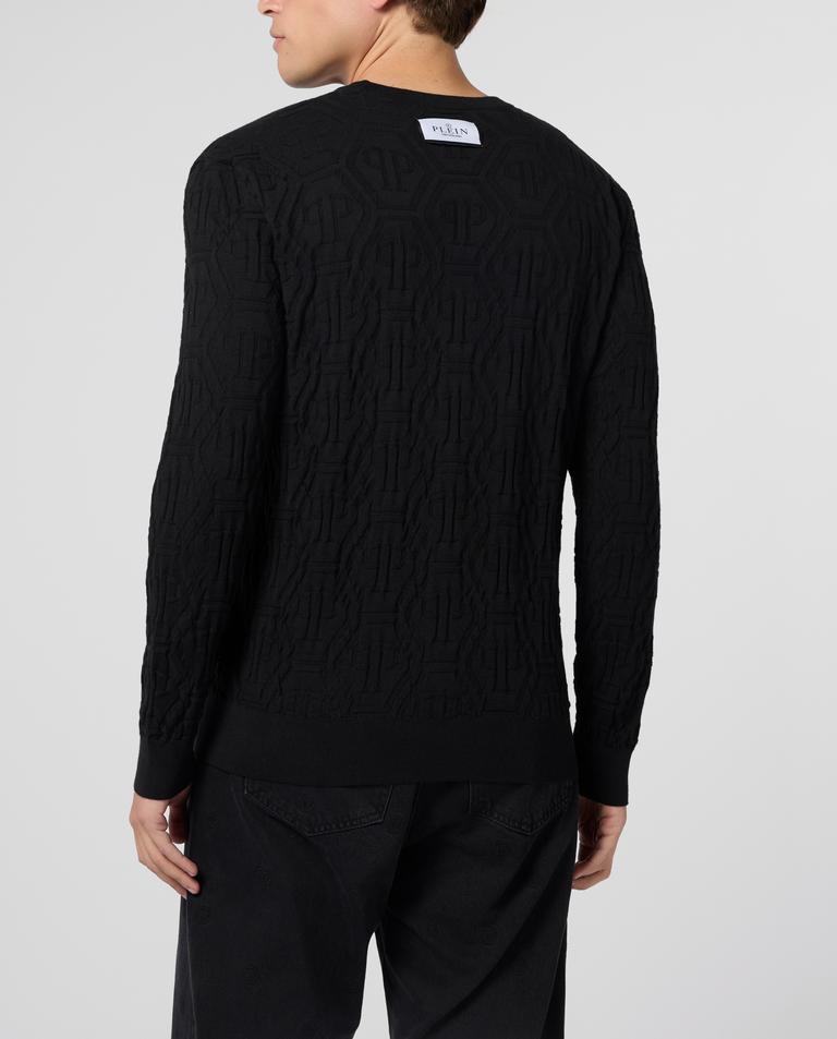 Czarny sweter z monogramem - Image #2