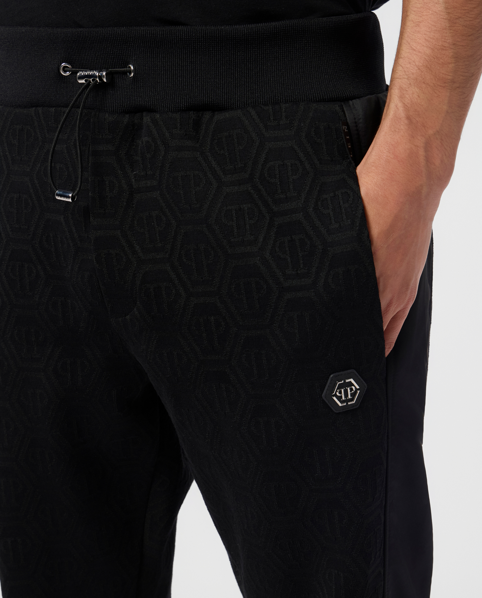 Czarne spodnie dresowe z monogramem - Image #4
