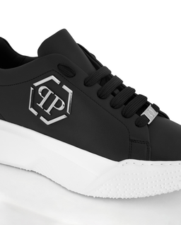 Czarne sneakersy na kontrastowej podeszwie Godzilla Runner Hexagon - Image #5