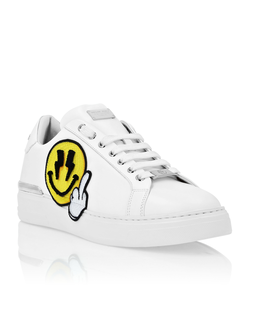 Białe sneakersy z naszywką Plein Smile - Image #1