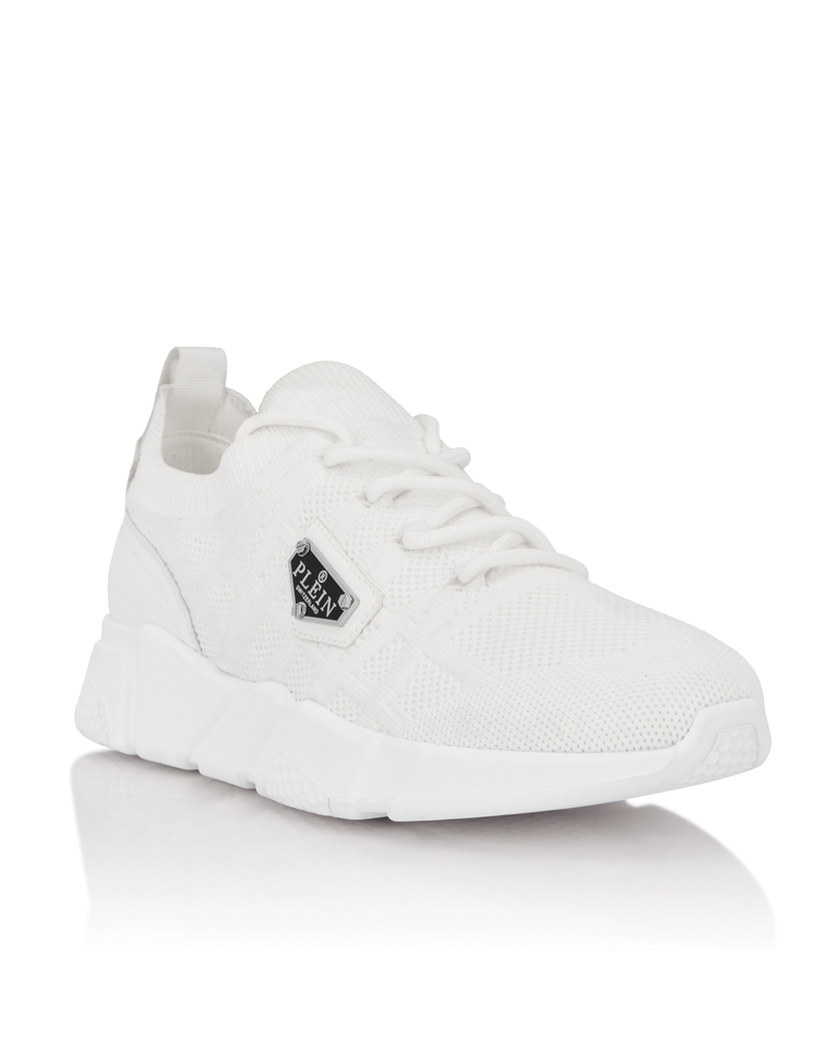 Białe sneakersy Triangle