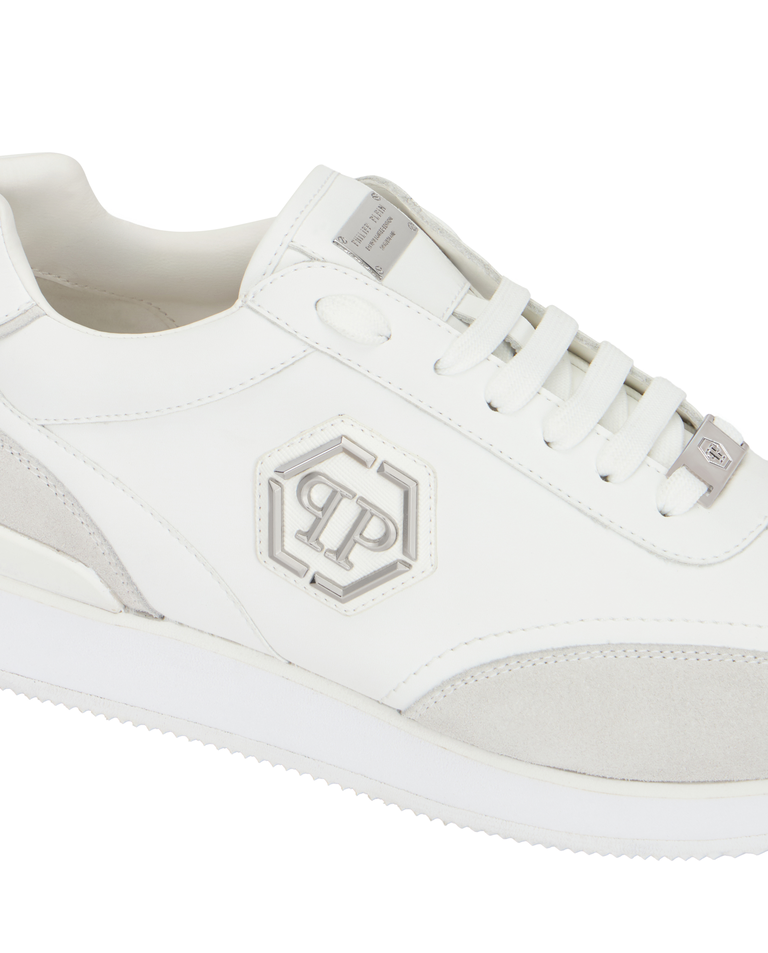 Białe sneakersy Hexagon Patch - Image #6